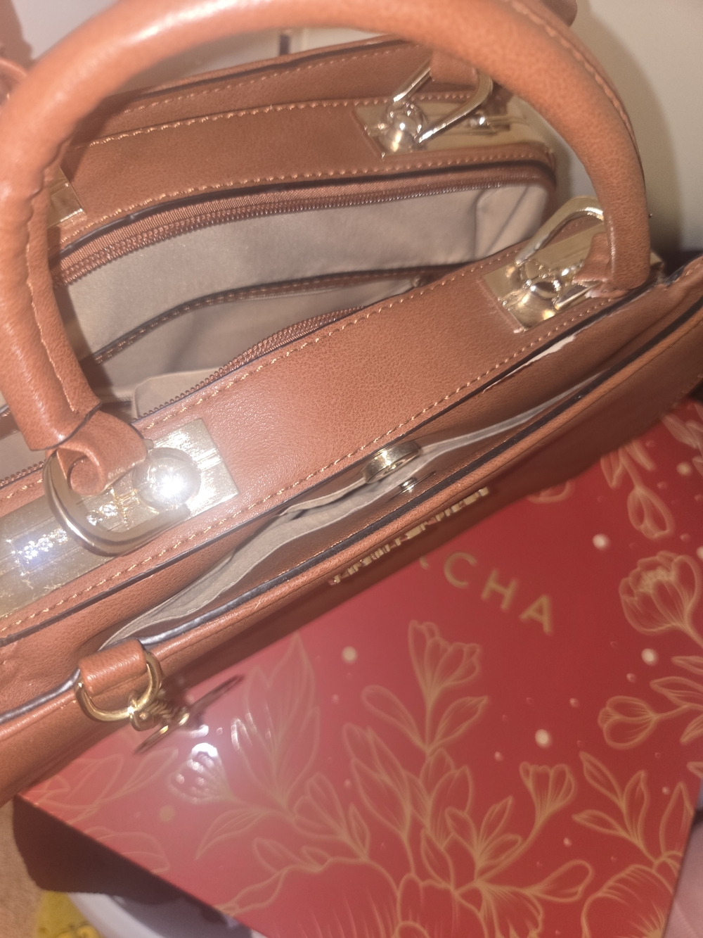 Michael Kors Women's Tan Leather Satchel Bag - Picture 5 of 9